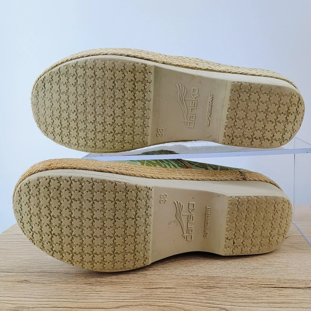 Dansko Victoria Clogs Womens 38 US 7.5 8 Green Botanical Canvas Slip On Shoes